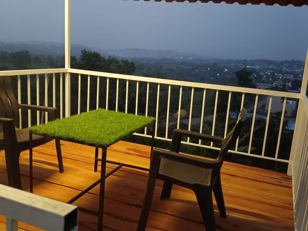 Veera Farmhouse,Villa Kolhapur Εξωτερικό φωτογραφία